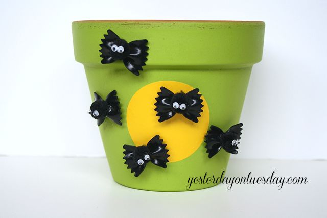 halloween decoration craft bats pasta crafts halloween decorations repurposing upcycling seasonal holiday - Craft Halloween Decorations halloween decoration craft bats pasta crafts halloween decorations repurposing upcycling seasonal holiday - Craft Halloween Decorations