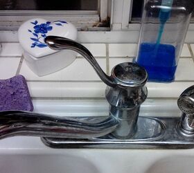 kitchen sink sprayer leaking