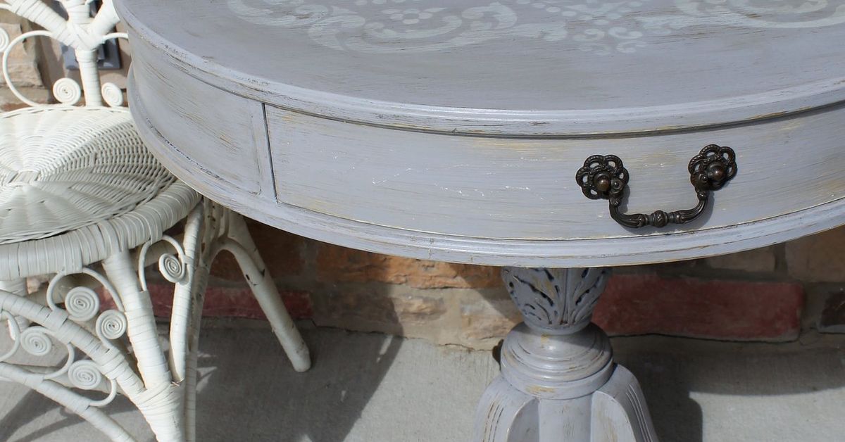 Stenciled Distressed Table Makeover Hometalk
