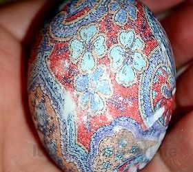 dye-easter-eggs-with-silk-ties-hometalk