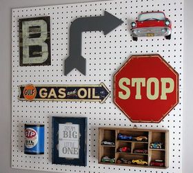 pegboard gallery wall, bedroom ideas, crafts, wall decor