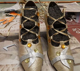 witch shoes halloween decoration, halloween decorations, repurposing upcycling, seasonal holiday decor