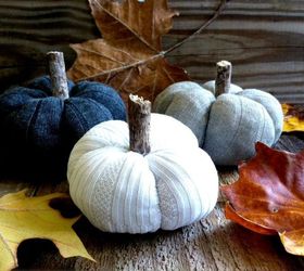 diy sock pumpkins, crafts, halloween decorations, repurposing upcycling, seasonal holiday decor