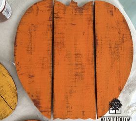 rustic wood pallet pumpkin patch, crafts, halloween decorations, pallet, seasonal holiday decor, thanksgiving decorations