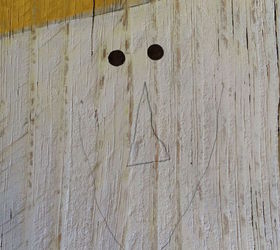 fence picket scarecrow, crafts, repurposing upcycling, seasonal holiday decor