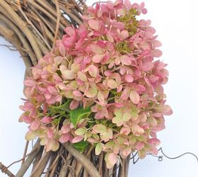 how to dry and use hydrangeas, crafts, how to, hydrangea, wreaths