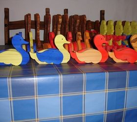 christmas is coming, christmas decorations, crafts, repurposing upcycling, seasonal holiday decor, woodworking projects