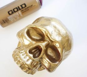 diy gilded skull vase, crafts, halloween decorations, seasonal holiday decor