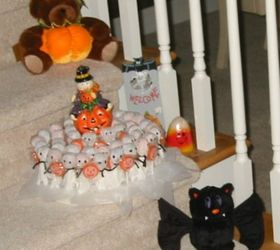 make these easy hallowen treats, crafts, halloween decorations, seasonal holiday decor