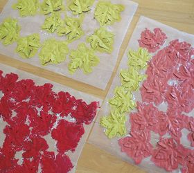 chalk painted dollar store leaves tutorial colors, crafts, how to, seasonal holiday decor