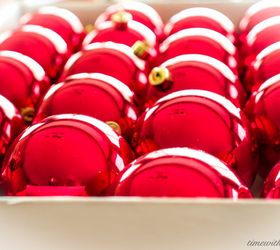 create a gorgeous christmas evergreen wreath with just the colour red, christmas decorations, crafts, wreaths