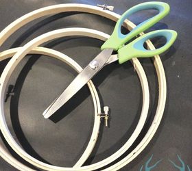 embroidery hoop chalkboard diy, chalkboard paint, crafts