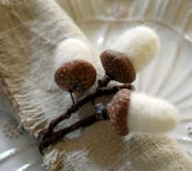 needle felted acorn napkin rings, christmas decorations, crafts, seasonal holiday decor, thanksgiving decorations