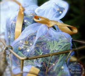 make your own christmas potpourri from your garden, crafts, gardening, seasonal holiday decor