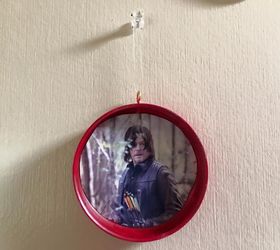ice breakers turn into x mas decor great craft idea, crafts, home decor, seasonal holiday decor