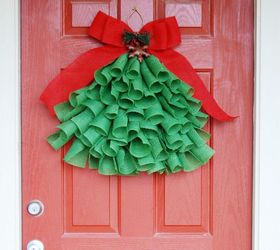 burlap christmas tree decor, christmas decorations, crafts, seasonal holiday decor, wreaths