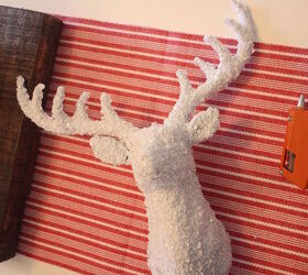 almost too easy deer christmas wreath, christmas decorations, crafts, seasonal holiday decor, wreaths