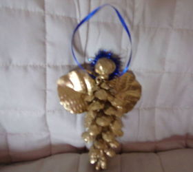 pinecone angel, crafts, seasonal holiday decor, Halo and hanger added