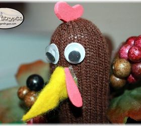 make a turkey out of mittens, crafts, how to, repurposing upcycling, seasonal holiday decor, thanksgiving decorations