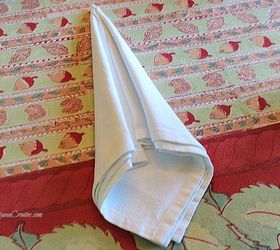 turkey napkin fold diy, seasonal holiday decor, thanksgiving decorations