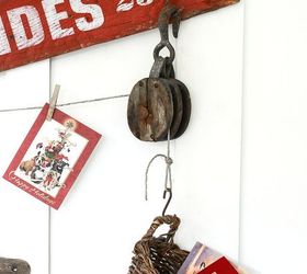 when christmas signs do christmas stuff thanks to an old fence, christmas decorations, crafts, seasonal holiday decor