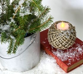 when christmas signs do christmas stuff thanks to an old fence, christmas decorations, crafts, seasonal holiday decor