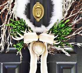 diy christmas wreath so easy, christmas decorations, crafts, wreaths