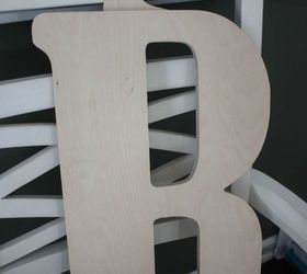 diy spanish moss covered initial, christmas decorations, crafts, home decor, home improvement, seasonal holiday decor