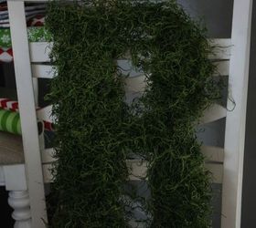 diy spanish moss covered initial, christmas decorations, crafts, home decor, home improvement, seasonal holiday decor