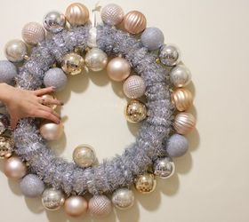 christmas ornament wreath, christmas decorations, crafts, seasonal holiday decor, wreaths, Line the inside too