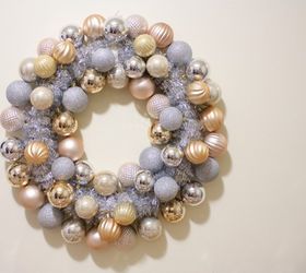 christmas ornament wreath, christmas decorations, crafts, seasonal holiday decor, wreaths, Fill er up