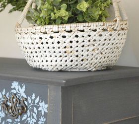 giving an old oak chest a new look, chalk paint, painted furniture