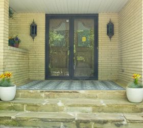 front porch christmas decor, christmas decorations, curb appeal, porches, seasonal holiday decor