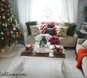 a cozy christmas home, christmas decorations, home decor, seasonal holiday decor