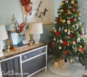 a cozy christmas home, christmas decorations, home decor, seasonal holiday decor