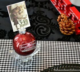 christmas eve tablescape with diy place cards homeforchristmas, christmas decorations, seasonal holiday decor
