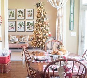preppy pink green christmas tree with vintage shiny brite ornaments, christmas decorations, seasonal holiday decor