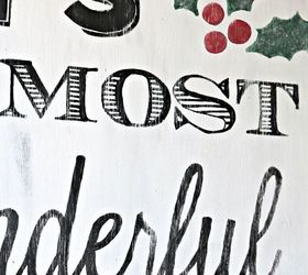 vintage look christmas sign, christmas decorations, crafts, seasonal holiday decor