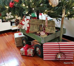 a winter woodland christmas, christmas decorations, home decor, seasonal holiday decor