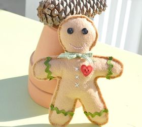 handmade gingerbread boys and girls, christmas decorations, crafts, seasonal holiday decor