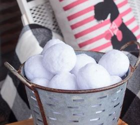 christmas porch decorations schoolhouse inspired vintage, christmas decorations, porches, repurposing upcycling