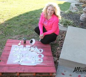 joy to the world christmas pallet, christmas decorations, pallet, seasonal holiday decor