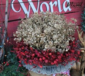 joy to the world christmas pallet, christmas decorations, pallet, seasonal holiday decor