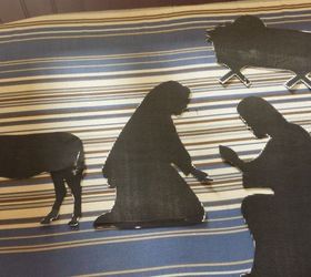 window blinds reused as christmas wall art, christmas decorations, repurposing upcycling, seasonal holiday decor