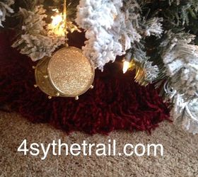 alternative for a tree skirt, christmas decorations, seasonal holiday decor
