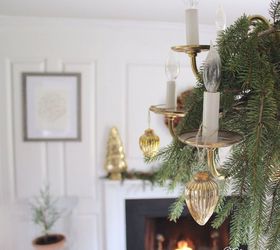 green gold christmas dining room, christmas decorations, dining room ideas, home decor, seasonal holiday decor