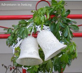 christmas bells, chalk paint, christmas decorations, repurposing upcycling, seasonal holiday decor, wreaths