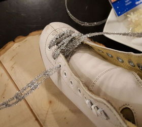 ice skate winter centerpiece, crafts, repurposing upcycling, seasonal holiday decor