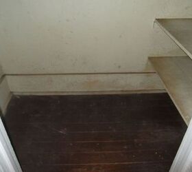 clutter closet turne office, craft rooms, home office, This floor is too depressing