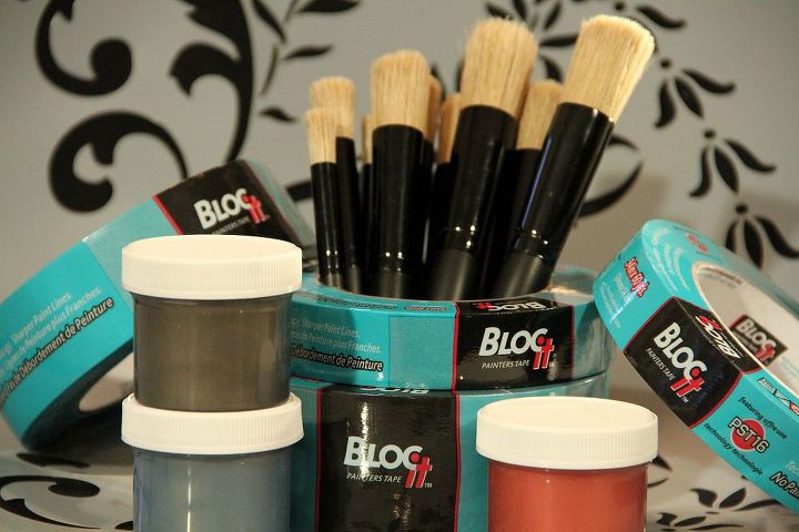 Supplies Needed To Paint A Room stenciled ceiling medallion in festive metallic paints | hometalk Supplies Needed To Paint A Room stenciled ceiling medallion in festive metallic paints | hometalk